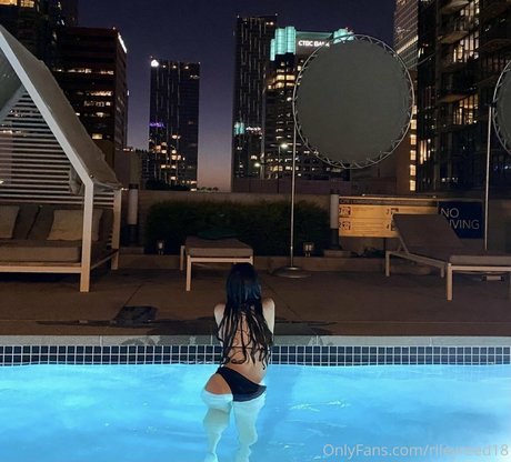 Naakte gelekte OnlyFans-foto van Lanarhoads18