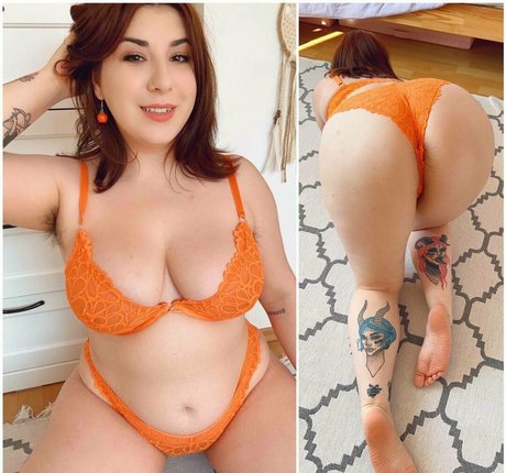 Naakte gelekte OnlyFans-foto van Sukisapphirefree