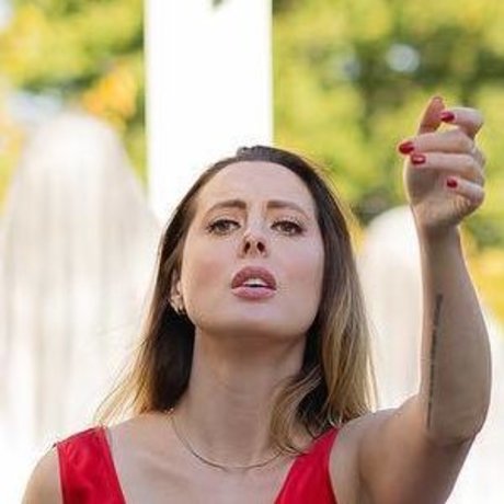 Naakte gelekte OnlyFans-foto van Eva Amurri