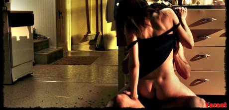 Naakte gelekte OnlyFans-foto van Emmy Rossum