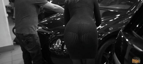 Naakte gelekte OnlyFans-foto van Lisarulit