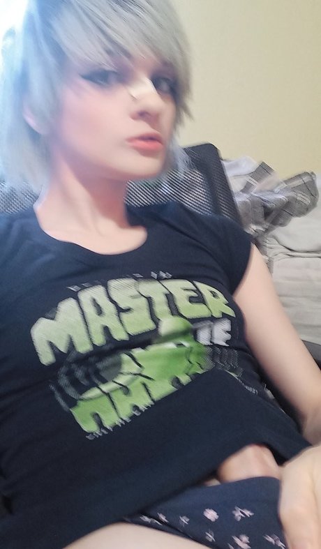 Naakte gelekte OnlyFans-foto van Trappychan