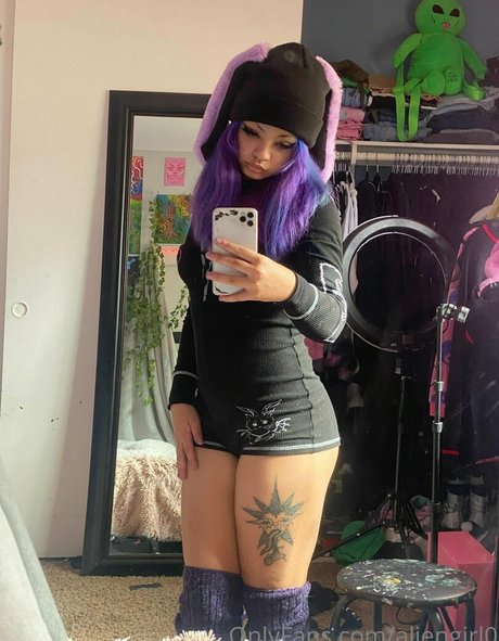 Aliengirl0