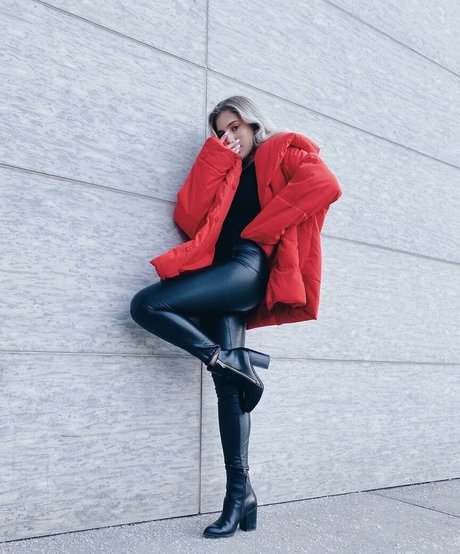Naakte gelekte OnlyFans-foto van Emerome