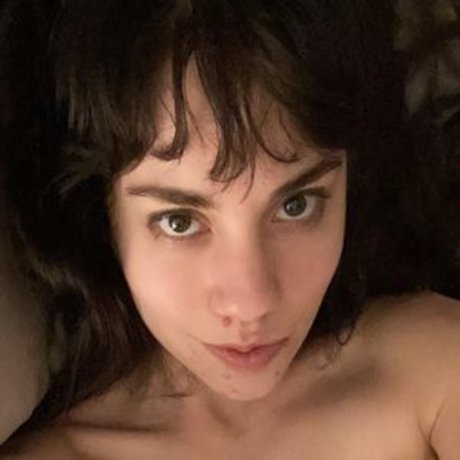 Naakte gelekte OnlyFans-foto van Lipslikesugar8