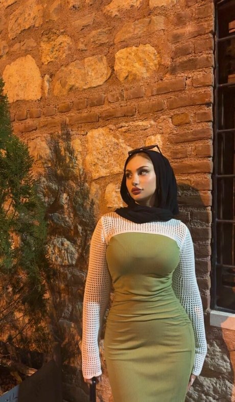 Naakte gelekte OnlyFans-foto van Symkyck