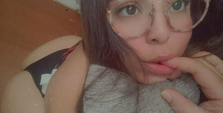 Naakte gelekte OnlyFans-foto van Ritzytrans