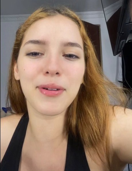 Naakte gelekte OnlyFans-foto van Bigo Live