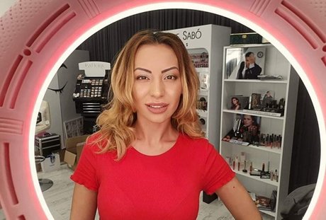 Marinela Adalbertova