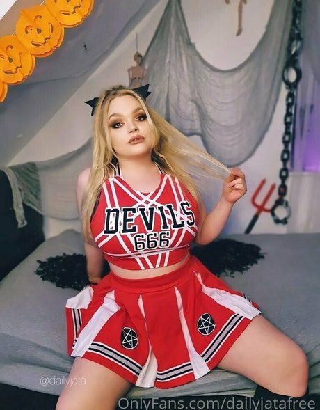 Naakte gelekte OnlyFans-foto van Joijata