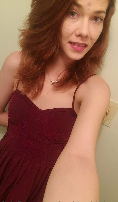 Thegirlewiththecursemark