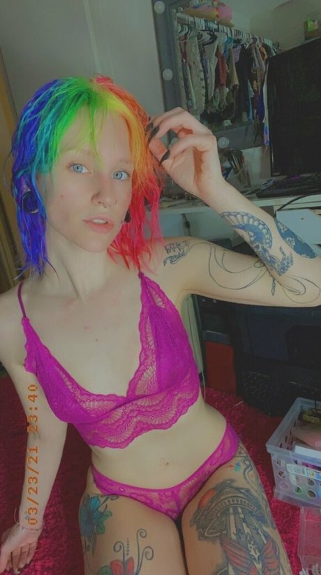 Naakte gelekte OnlyFans-foto van Kinkykaoskings