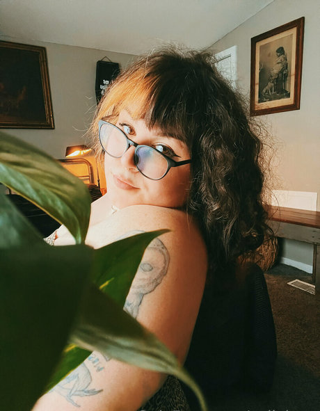 Naakte gelekte OnlyFans-foto van Xoliviatv