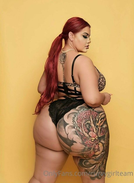 Curvygirlteam