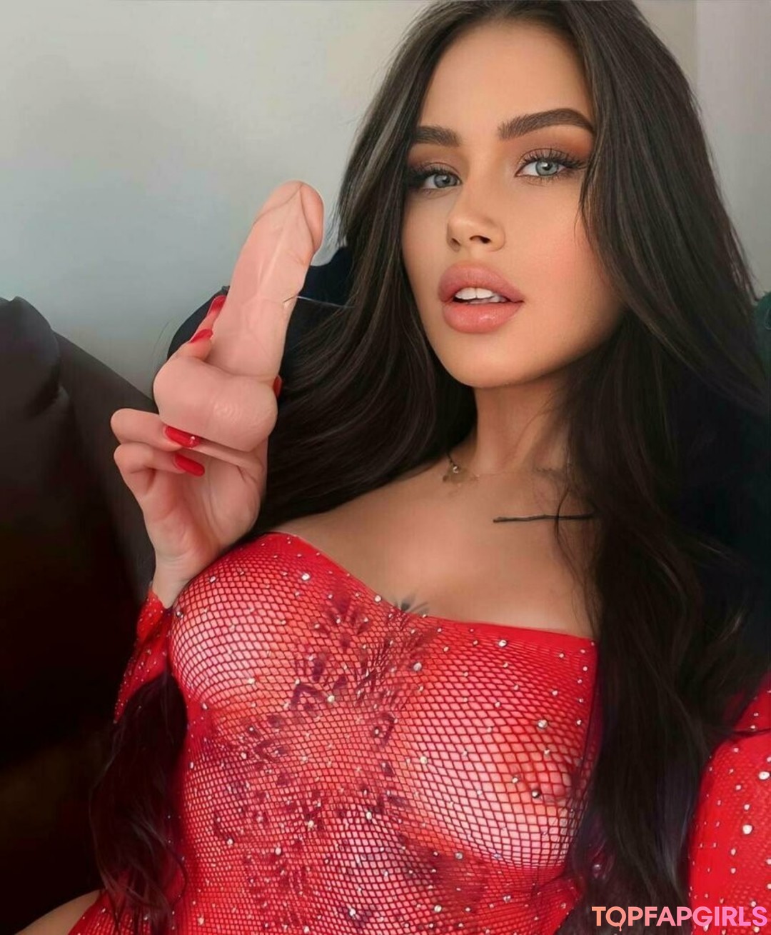 Naakte gelekte OnlyFans-foto van Yourlustymom #1539