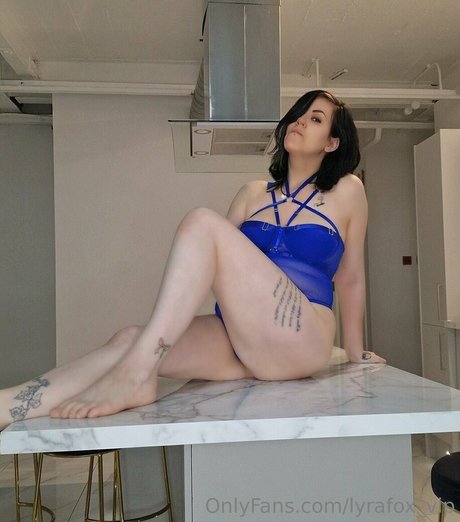 Naakte gelekte OnlyFans-foto van Lyrafoxfree