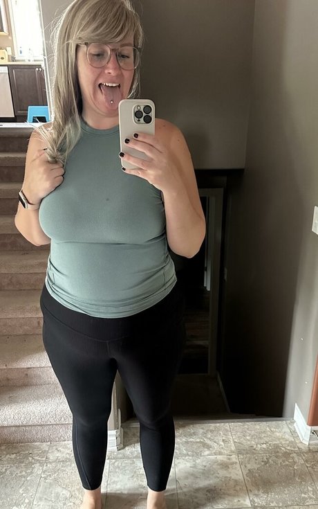 Naakte gelekte OnlyFans-foto van Missesp