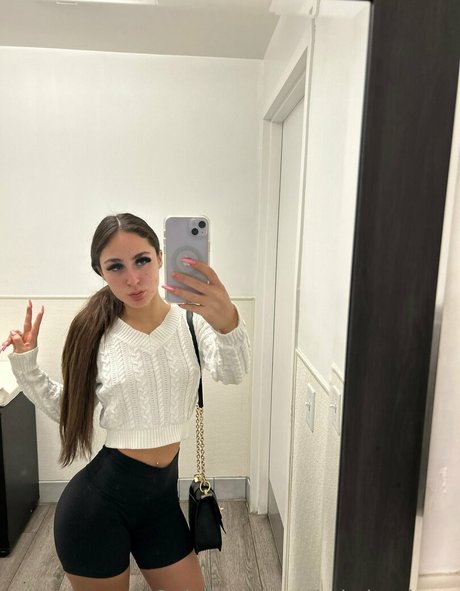 Naakte gelekte OnlyFans-foto van Kekebanksxx