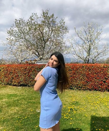 Naakte gelekte OnlyFans-foto van Anna Rebellato