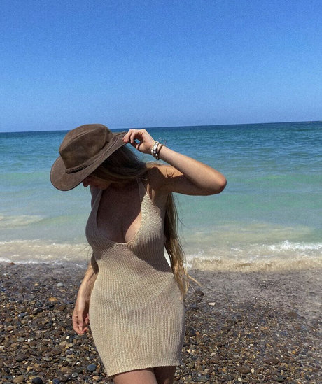 Naakte gelekte OnlyFans-foto van Lies Zhara