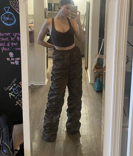 Kira Kosarin