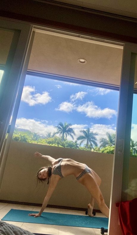 Kira Kosarin