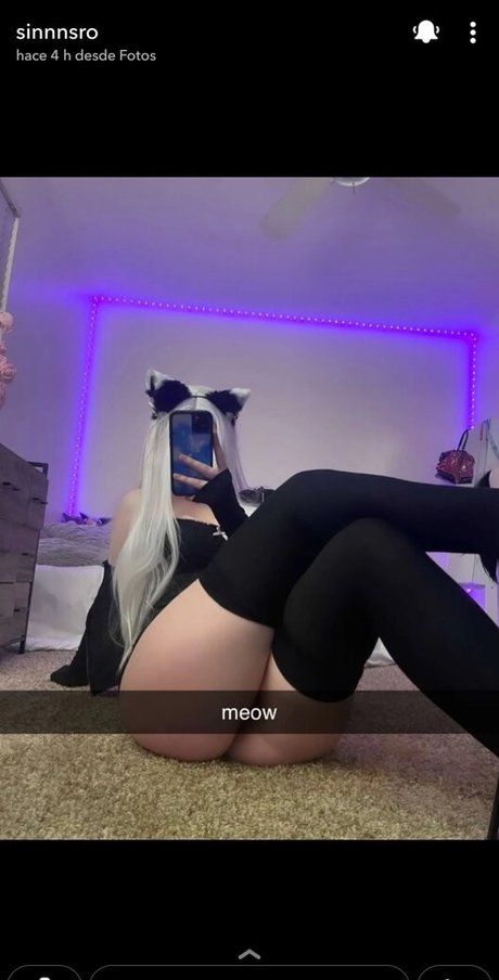 Naakte gelekte OnlyFans-foto van Sinnnsro