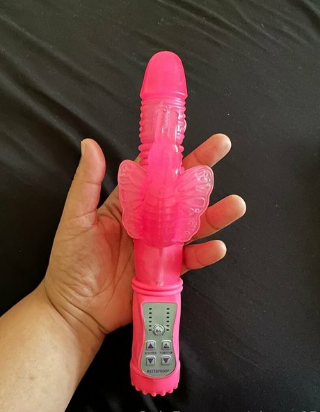 Naakte gelekte OnlyFans-foto van Alazey05