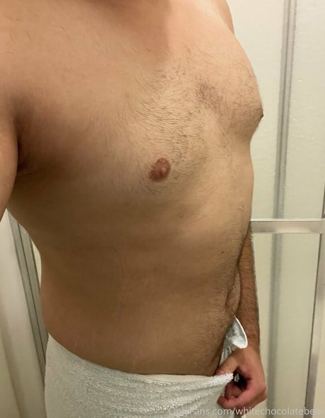 Naakte gelekte OnlyFans-foto van Whitechocolatebear