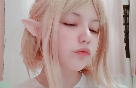 Naakte gelekte OnlyFans-foto van Leticia Shirayuki