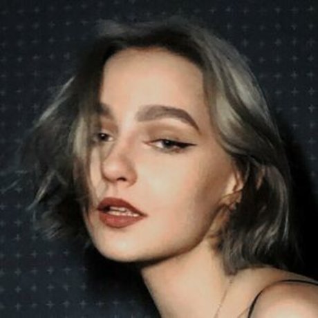 Naakte gelekte OnlyFans-foto van Coffeeenjoyer
