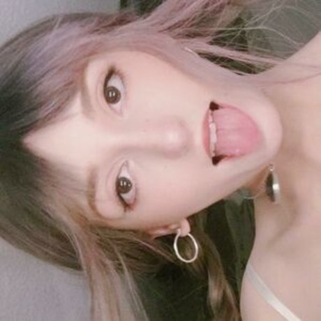Naakte gelekte OnlyFans-foto van Docilemoth