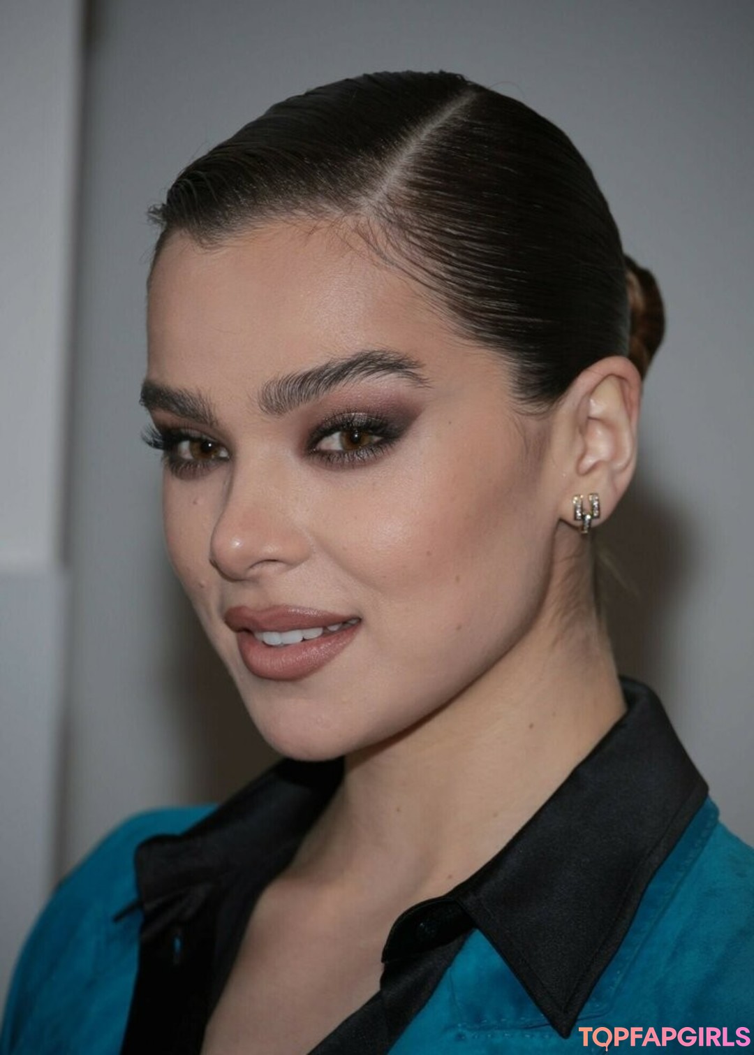 Naakte gelekte OnlyFans-foto van Hailee Steinfeld #1224