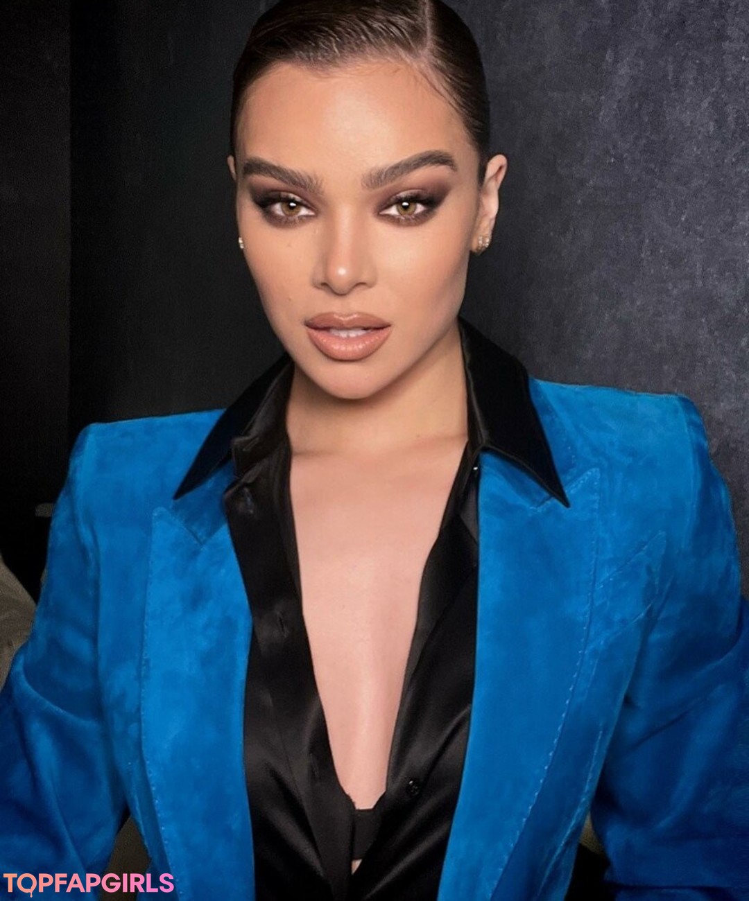 Naakte gelekte OnlyFans-foto van Hailee Steinfeld #1251