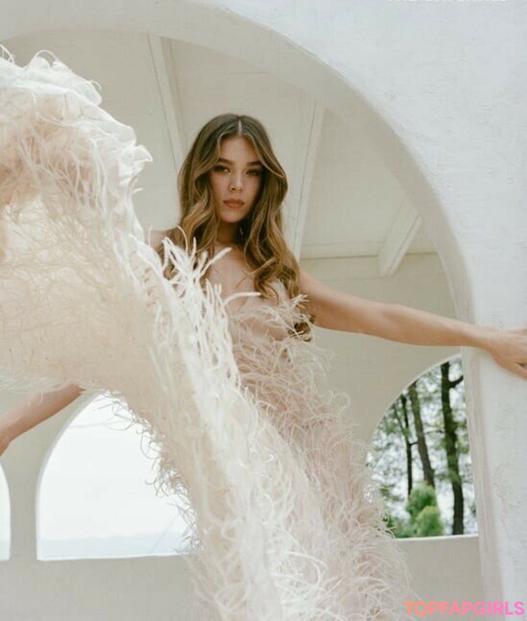Naakte gelekte OnlyFans-foto van Hailee Steinfeld #1254