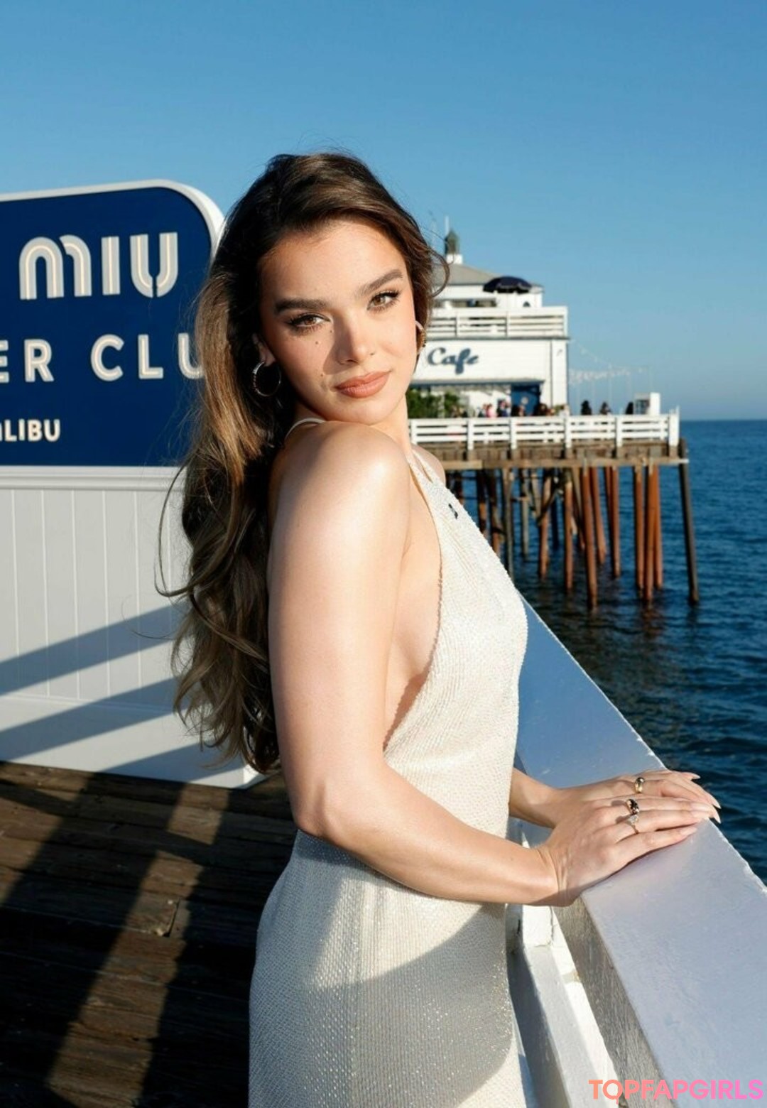 Naakte gelekte OnlyFans-foto van Hailee Steinfeld #1365