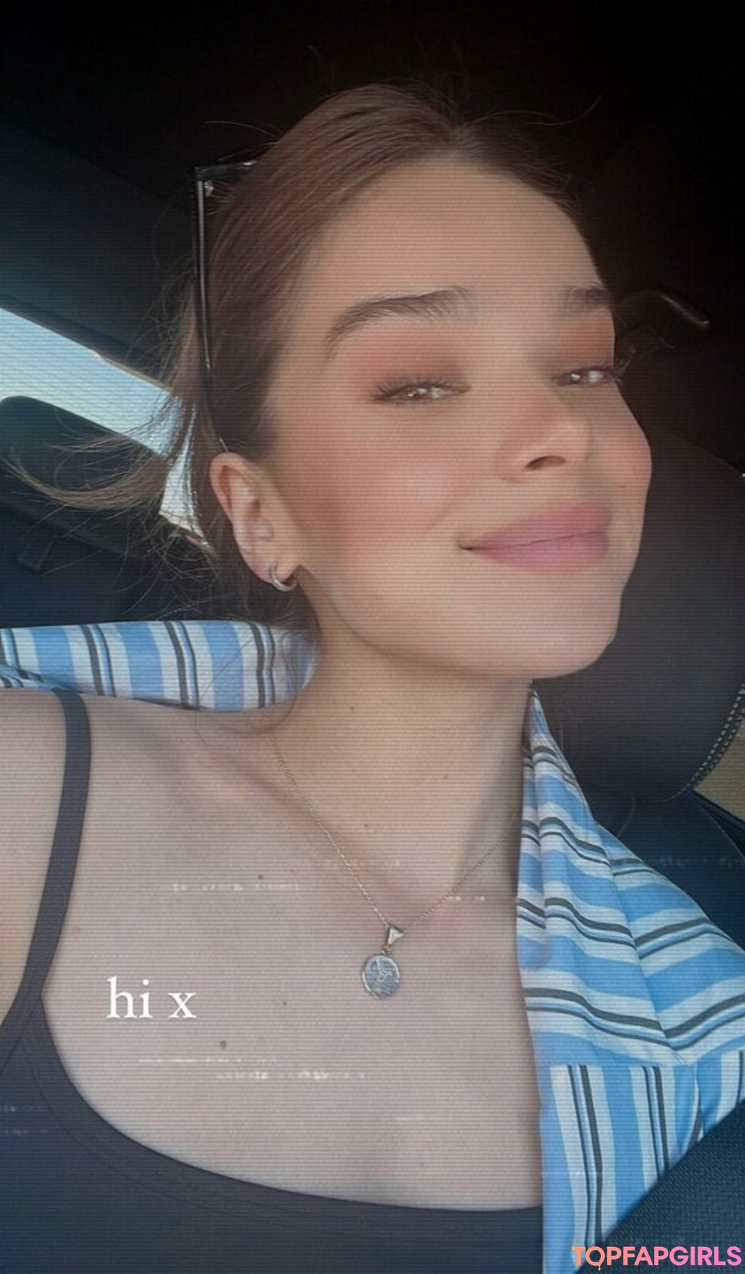 Naakte gelekte OnlyFans-foto van Hailee Steinfeld #1406