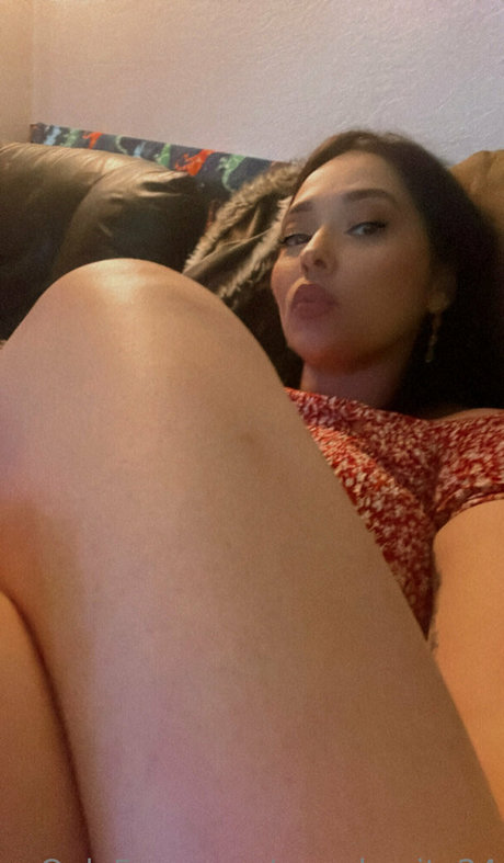 Naakte gelekte OnlyFans-foto van Mambacita24