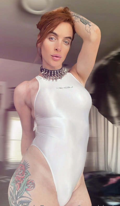 Naakte gelekte OnlyFans-foto van Janieblade