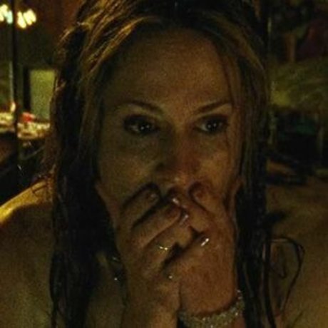 Naakte gelekte OnlyFans-foto van Holly Hunter