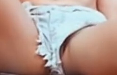 Naakte gelekte OnlyFans-foto van Waveya