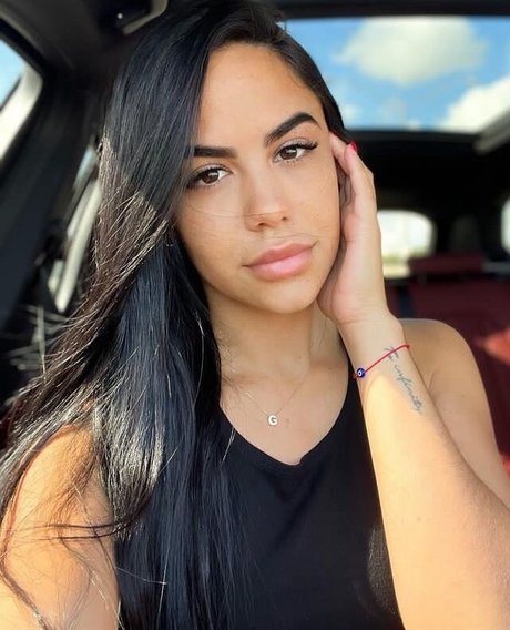 Naakte gelekte OnlyFans-foto van Herbalife Girls