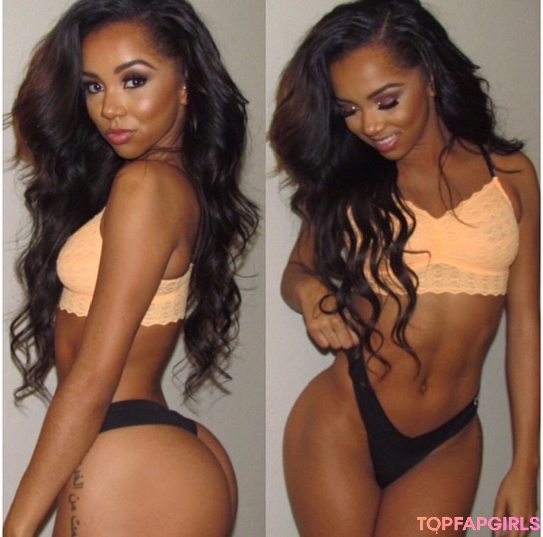 Naakte gelekte OnlyFans-foto van Brittany Renner #1203