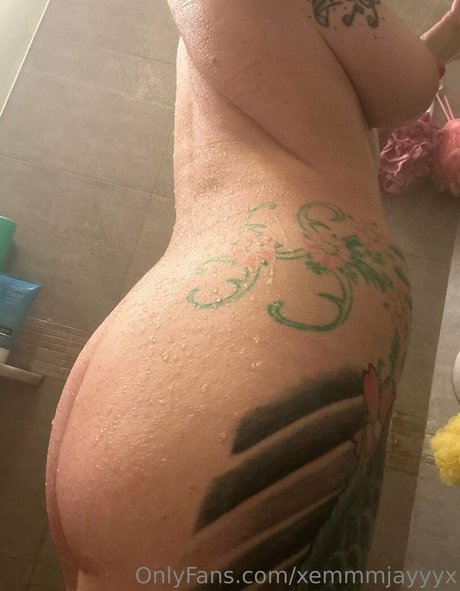 Naakte gelekte OnlyFans-foto van Emmmjayyyx3