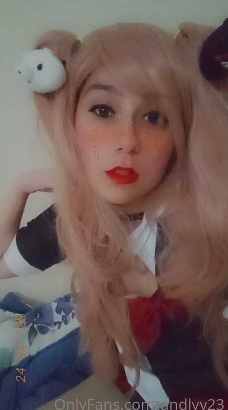 Naakte gelekte OnlyFans-foto van Andlyfree