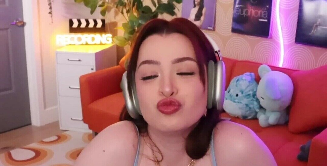 Naakte gelekte OnlyFans-foto van Ashley Ippolito #29 Naakte gelekte OnlyFans-foto van Ashley Ippolito #29