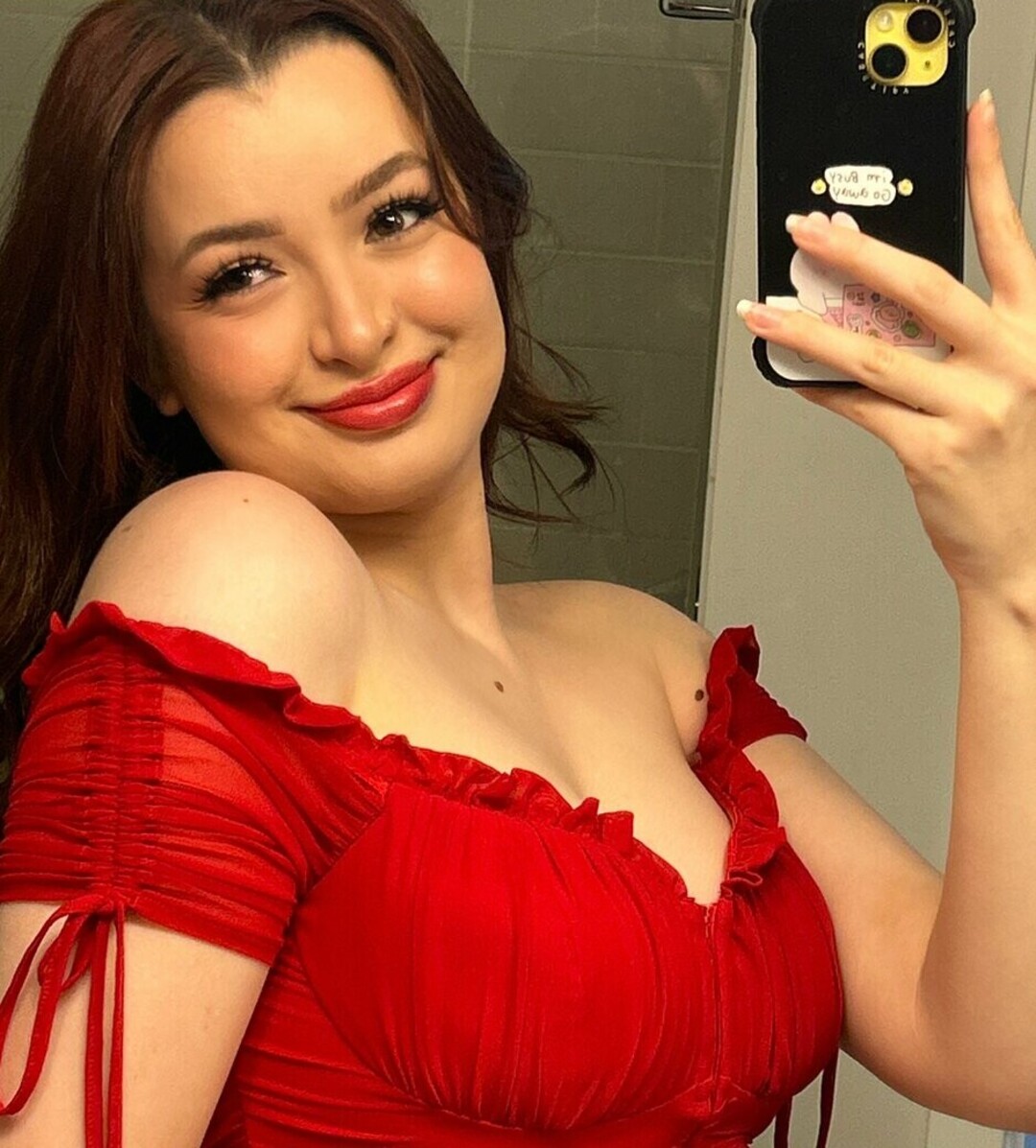 Naakte gelekte OnlyFans-foto van Ashley Ippolito #3 Naakte gelekte OnlyFans-foto van Ashley Ippolito #3