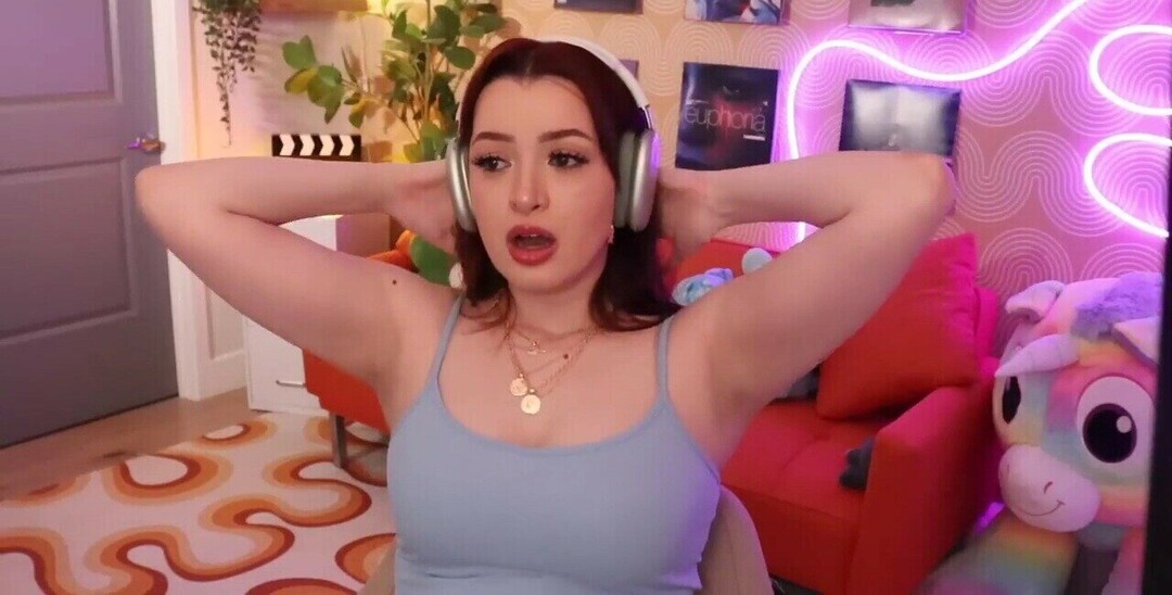 Naakte gelekte OnlyFans-foto van Ashley Ippolito #36 Naakte gelekte OnlyFans-foto van Ashley Ippolito #36