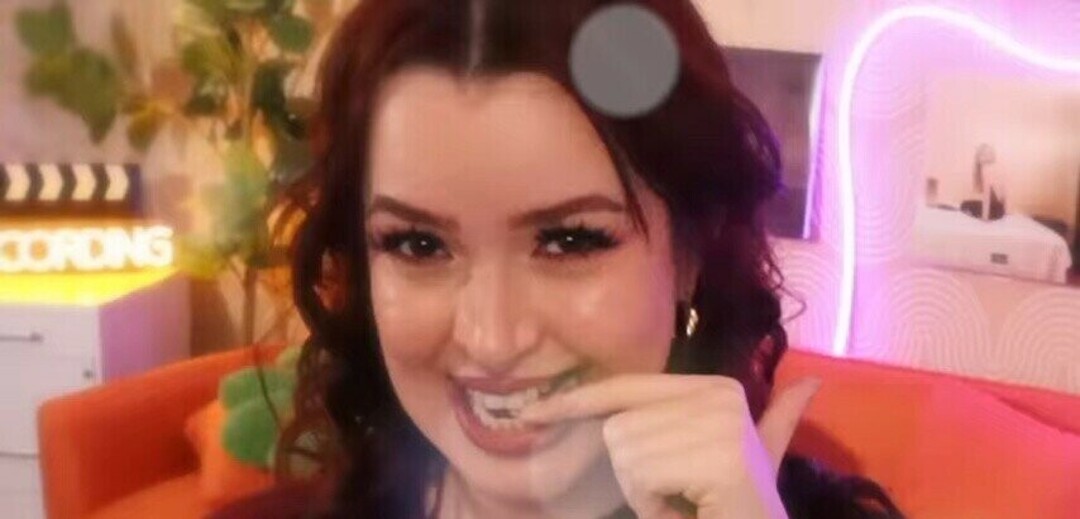 Naakte gelekte OnlyFans-foto van Ashley Ippolito #47 Naakte gelekte OnlyFans-foto van Ashley Ippolito #47