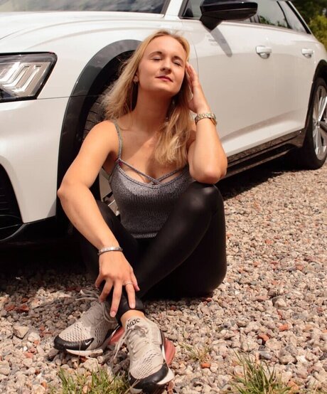 Michellegrsz / 112_michelle